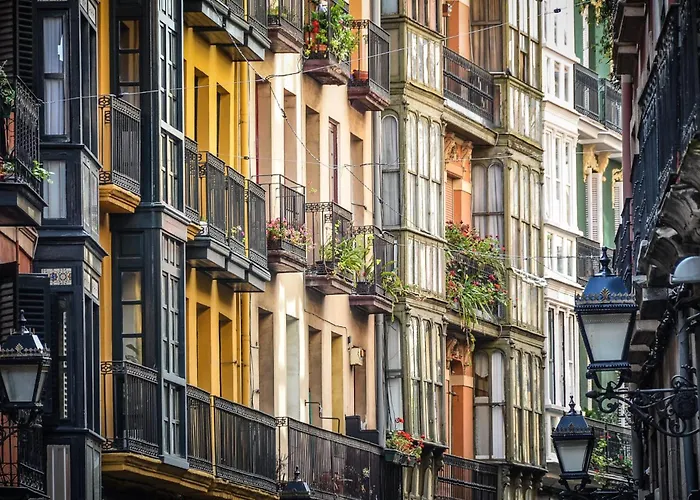 Siete Calles / Bilbao Art